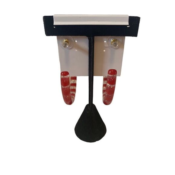 Darbie Angell Red Striped Sparkly & Clear Resin Hoops. - Picture 4 of 6